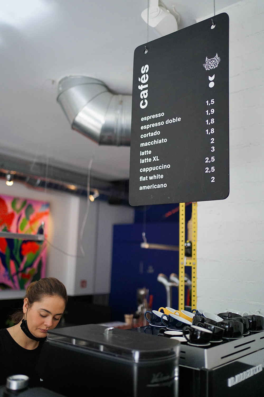 Somos proveedores de cafe y cafeteras para bares y restaurantes. El mejor café de origen en tu cafeteria.