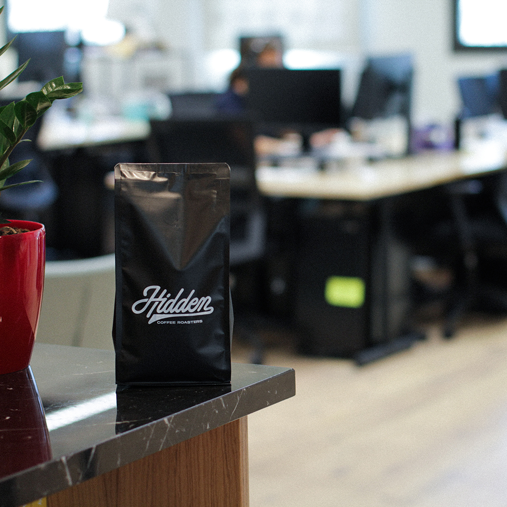 Compra el mejor cafe para oficinas. Tus empleados se merecen tomar el mejor cafe de calidad y de origen.