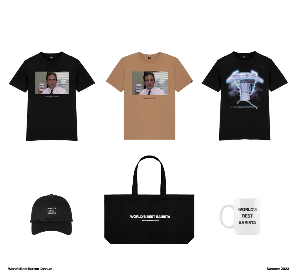 Resumen de la nueva colección "World's Best Barista" 3 camisetas, una taza de café, una gorra y una tote bag.